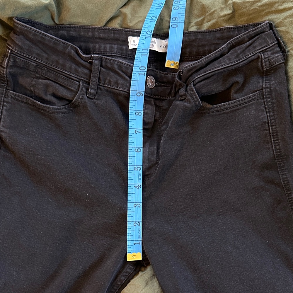 High-rise Black Flared Pants - Picture 2 of 10